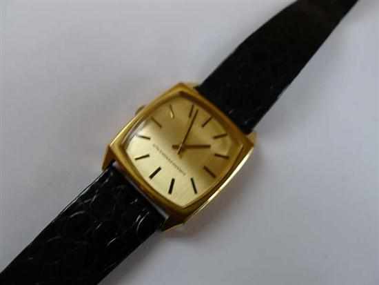 Appraisal: A GIRARD PERREGAUX WRISTWATCH WITH BOX