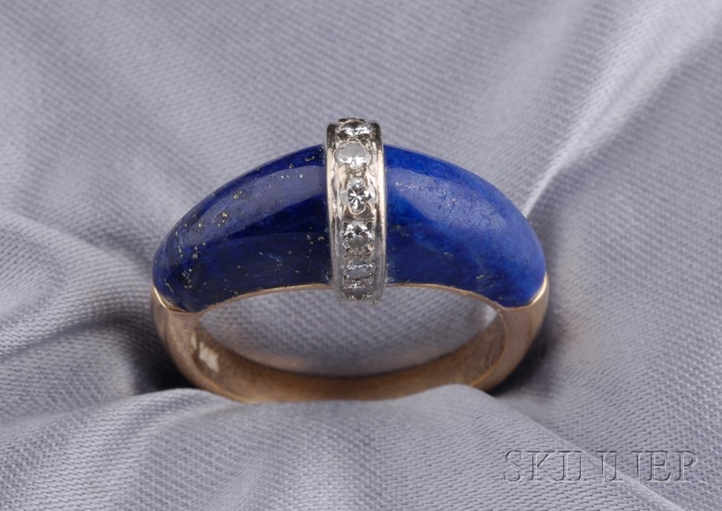 Appraisal: kt Gold Lapis and Diamond Ring designed as a lapis