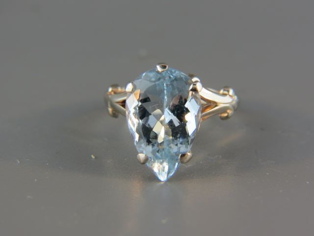 Appraisal: Blue Topaz Ring vivid blue pear shape gem weighing over