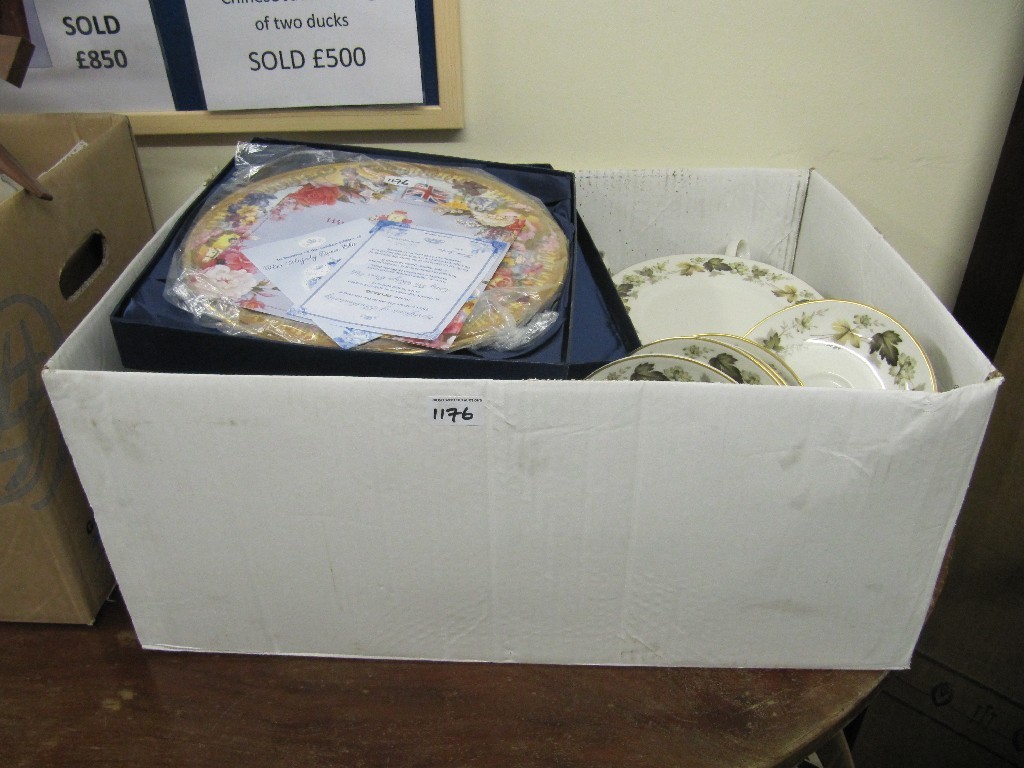 Appraisal: Box of boxed picture plates and a Royal Doulton dinner