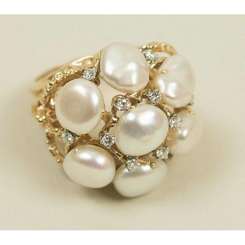 Appraisal: Biwa Pearl Gold Princess Ring k yellow gold Princess ring