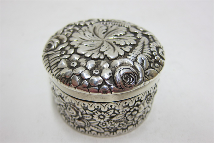 Appraisal: TIFFANY CO STERLING SILVER BOX pattern repousse pattern with hinged