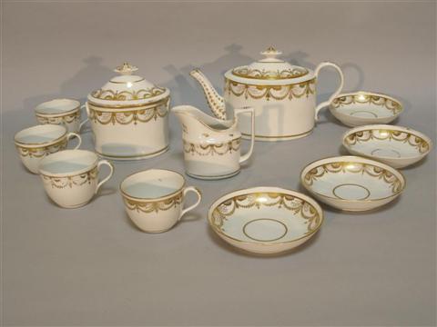 Appraisal: ENGLISH PORCELAIN TEA SERVICE Unmarked c perhaps Coalport with a