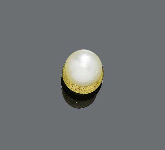 Appraisal: PIN WITH NATURAL PEARL ca Yellow gold Plain pin set