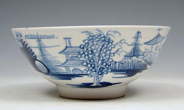 Appraisal: AN TH CENTURY LOWESTOFT BLUE AND WHITE PORCELAIN BOWL decorated