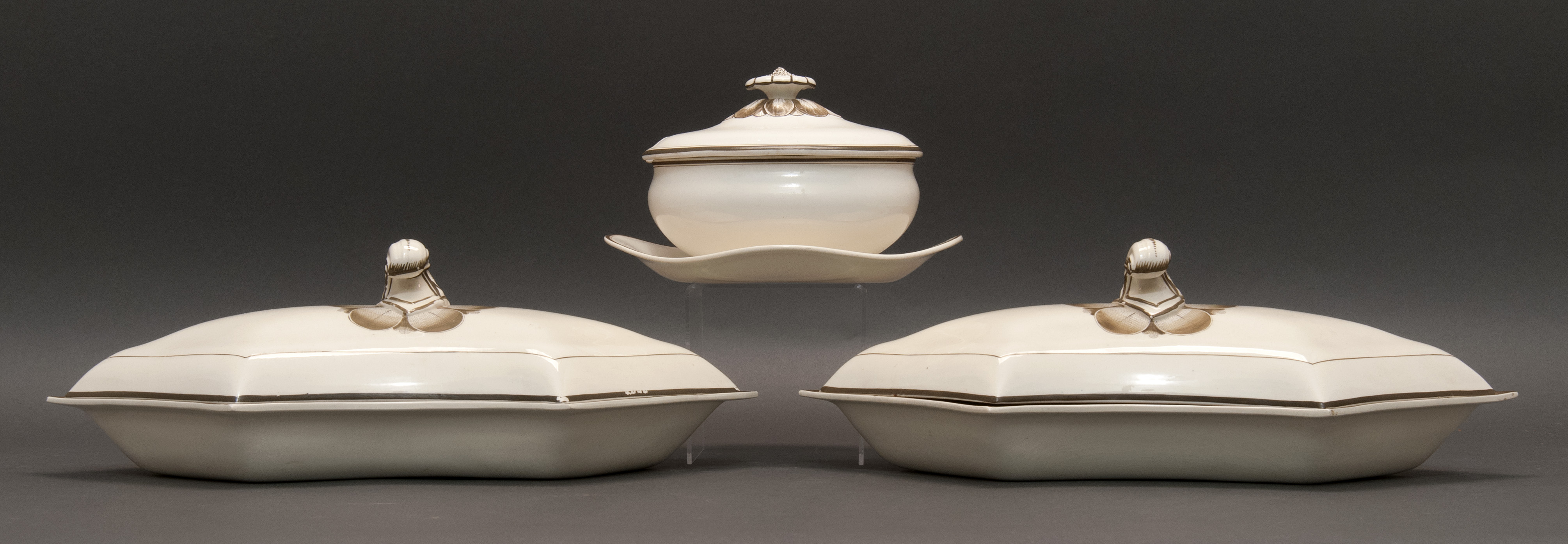 Appraisal: PAIR OF CREAMWARE COVERED ENTREE DISHES Late th Early th