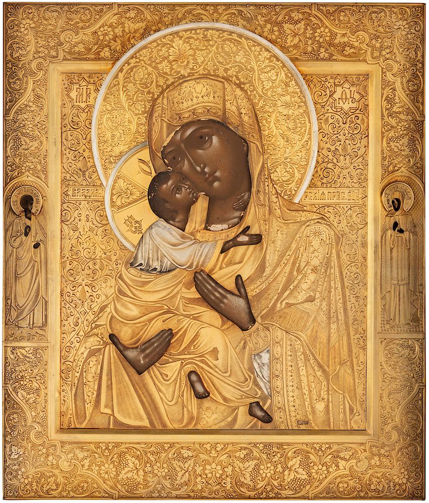 Appraisal: A RUSSIAN ICON OF THE VLADIMIRSKAYA MOTHER OF GOD LATE