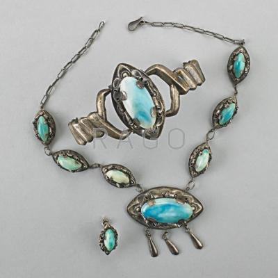 Appraisal: PARTIAL SUITE OF MEXICAN SILVER JEWELRY ca Fringe necklace and