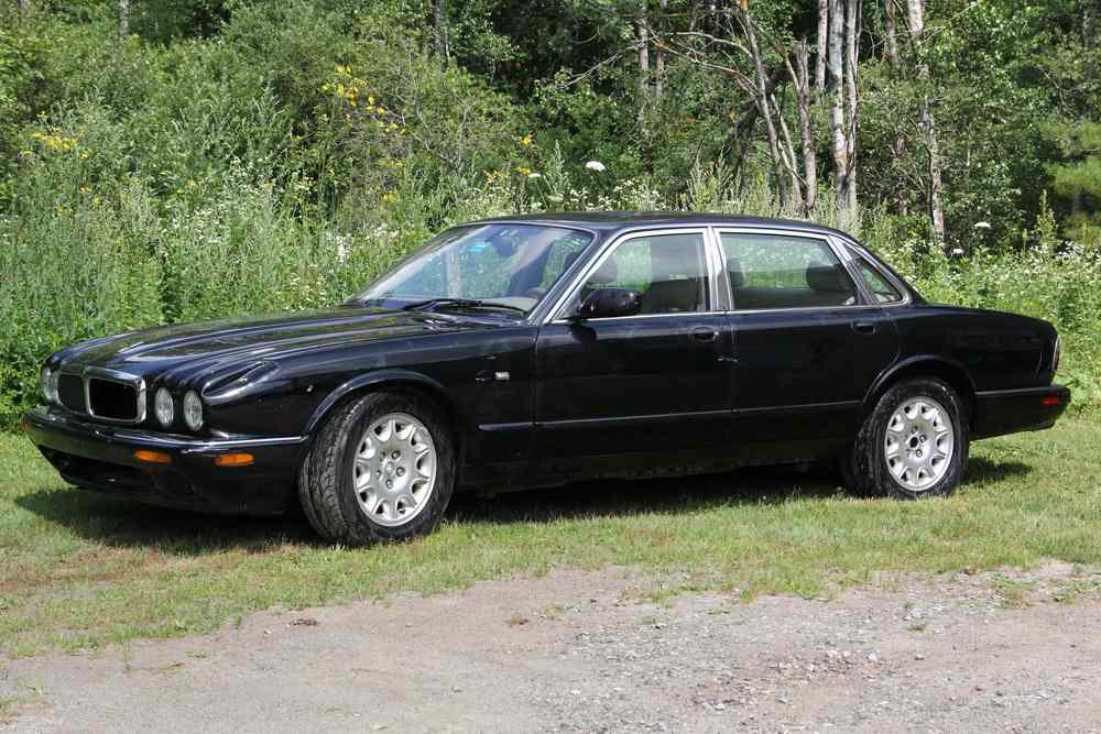 Appraisal: AUTOMOBILE - Jaguar XJ miles V door deep metallic black