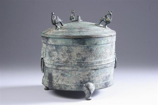 Appraisal: CHINESE ARCHAISTIC BRONZE TRIPOD VESSEL Cover with three bird-form finials