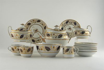 Appraisal: A New Hall part tea service decorated with oak leaves