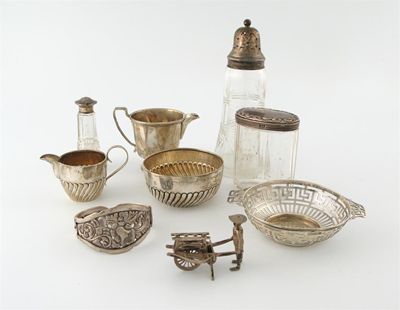 Appraisal: A mixed lot of silver items various dates and makers