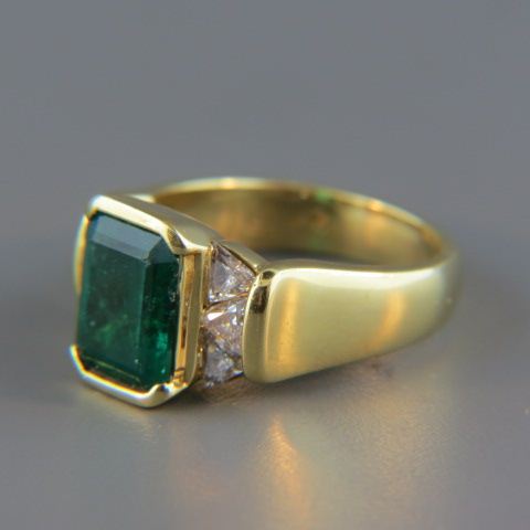 Appraisal: Emerald Diamond Ring carat emerald cut gem high grade with