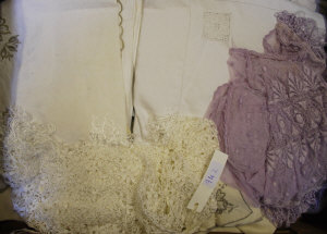 Appraisal: Box of assorted linen and other draw-thread work and embroidered