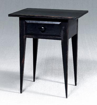 Appraisal: Federal style painted table poplar throughout finely tapered splayed legs