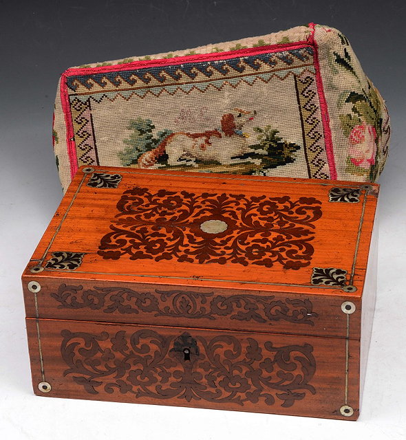 Appraisal: AN EARLY TH CENTURY SATINWOOD AND INLAID WORK BOX with