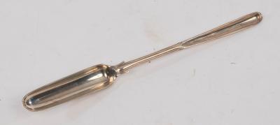 Appraisal: A William IV silver shell pattern marrow scoop MC London