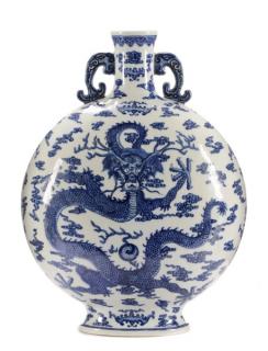 Appraisal: Chinese Ching Dynasty Style Dragon Moon Flask Chinese Ching Dynasty