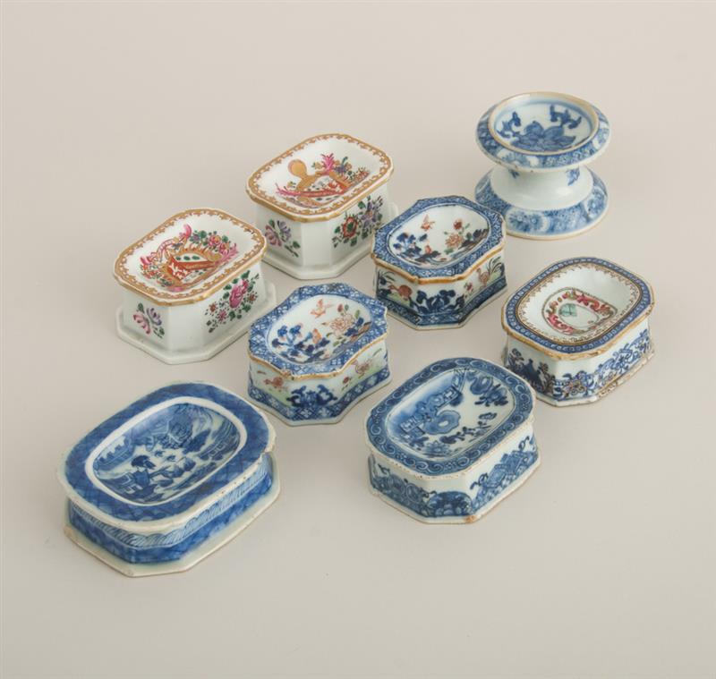 Appraisal: PAIR OF FAMILLE ROSE PORCELAIN TRENCHER SALTS THREE BLUE AND