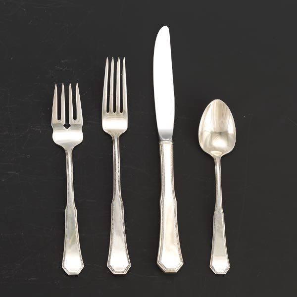 Appraisal: REED BARTON STERLING FLATWARE AMERICAN FEDERAL PATTERN Total pieces including