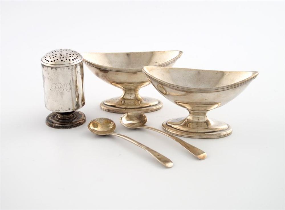 Appraisal: A pair of George III silver salt cellars