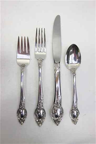 Appraisal: PIECE REED BARTON STERLING FLATWARE SET plus storage chest Service