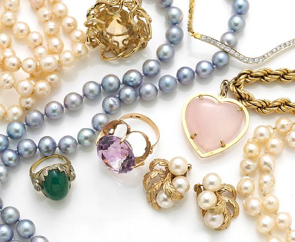 Appraisal: A collection of fourteen cultured pearl colored cultured pearl diamond