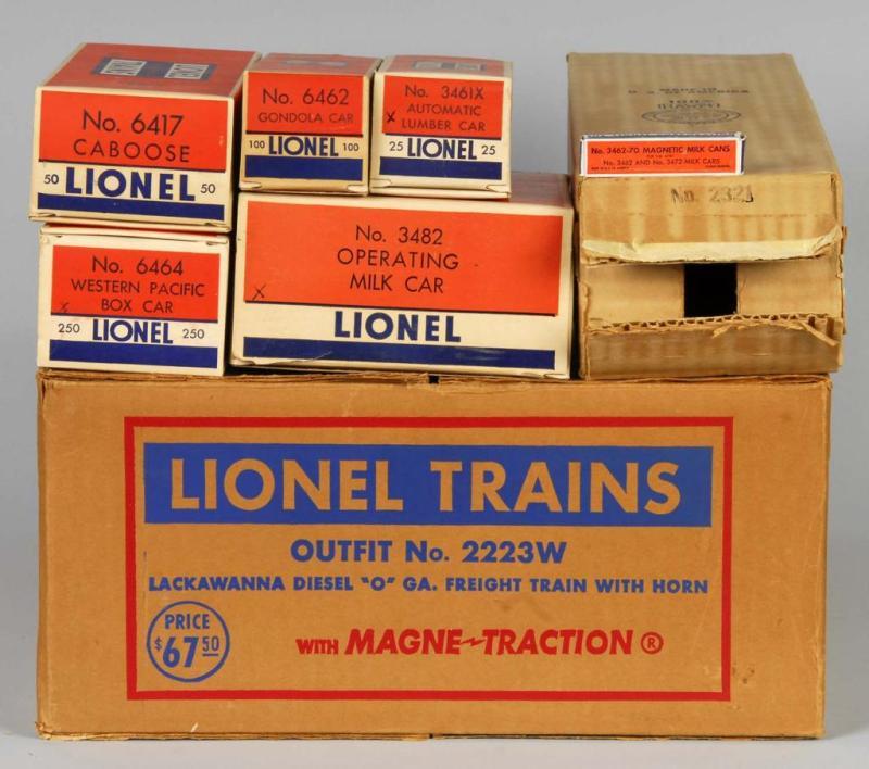 Appraisal: Lionel O-Gauge No W Freight Set Description American Post-war Includes