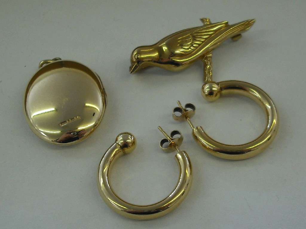 Appraisal: ct oval locket ct bird brooch and a pair of