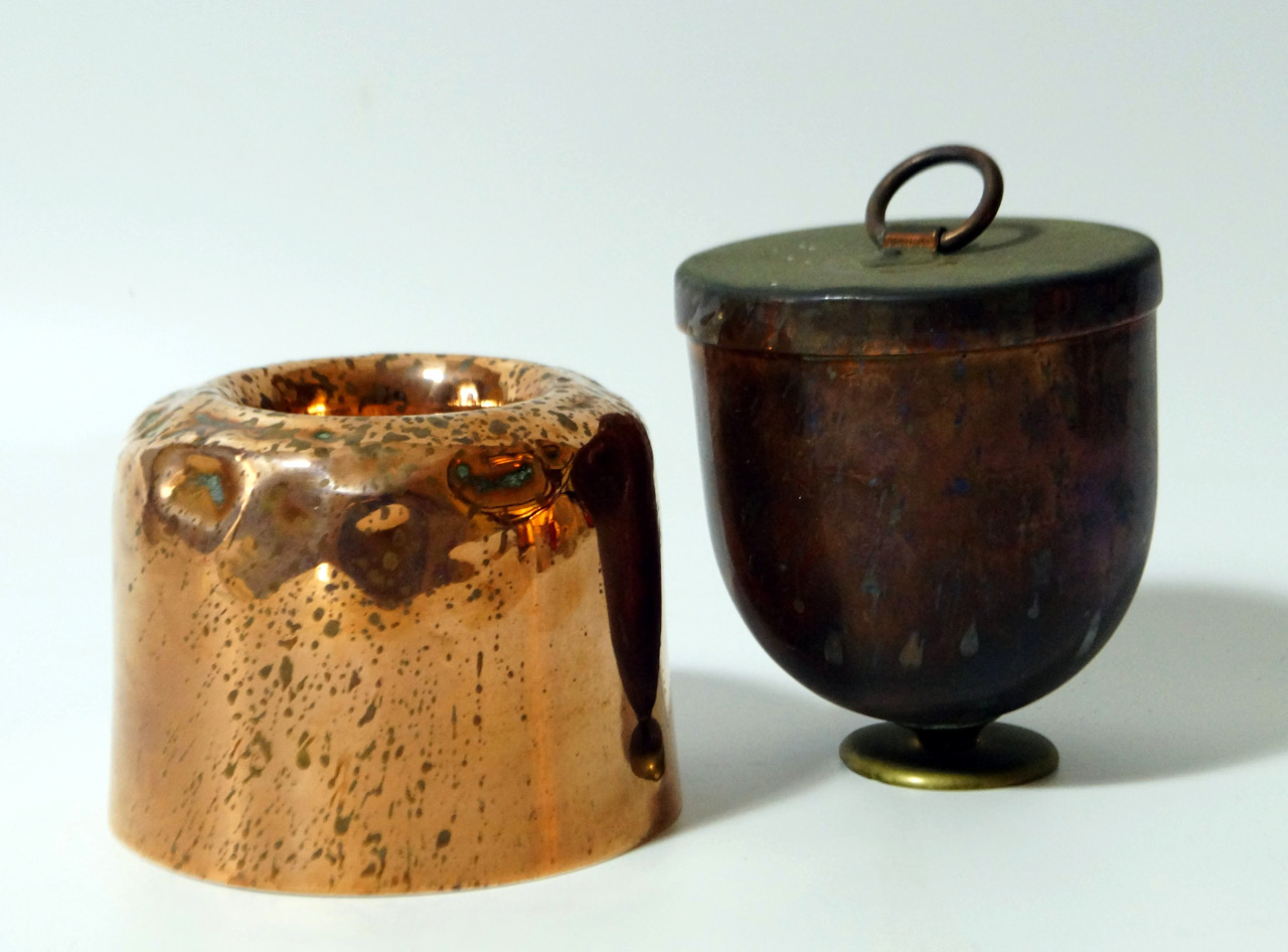 Appraisal: A thC copper jelly mould and a copper ice cream