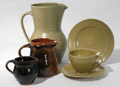 Appraisal: A St Ives Pottery stoneware 'Oak Leaf' trio comprising cup