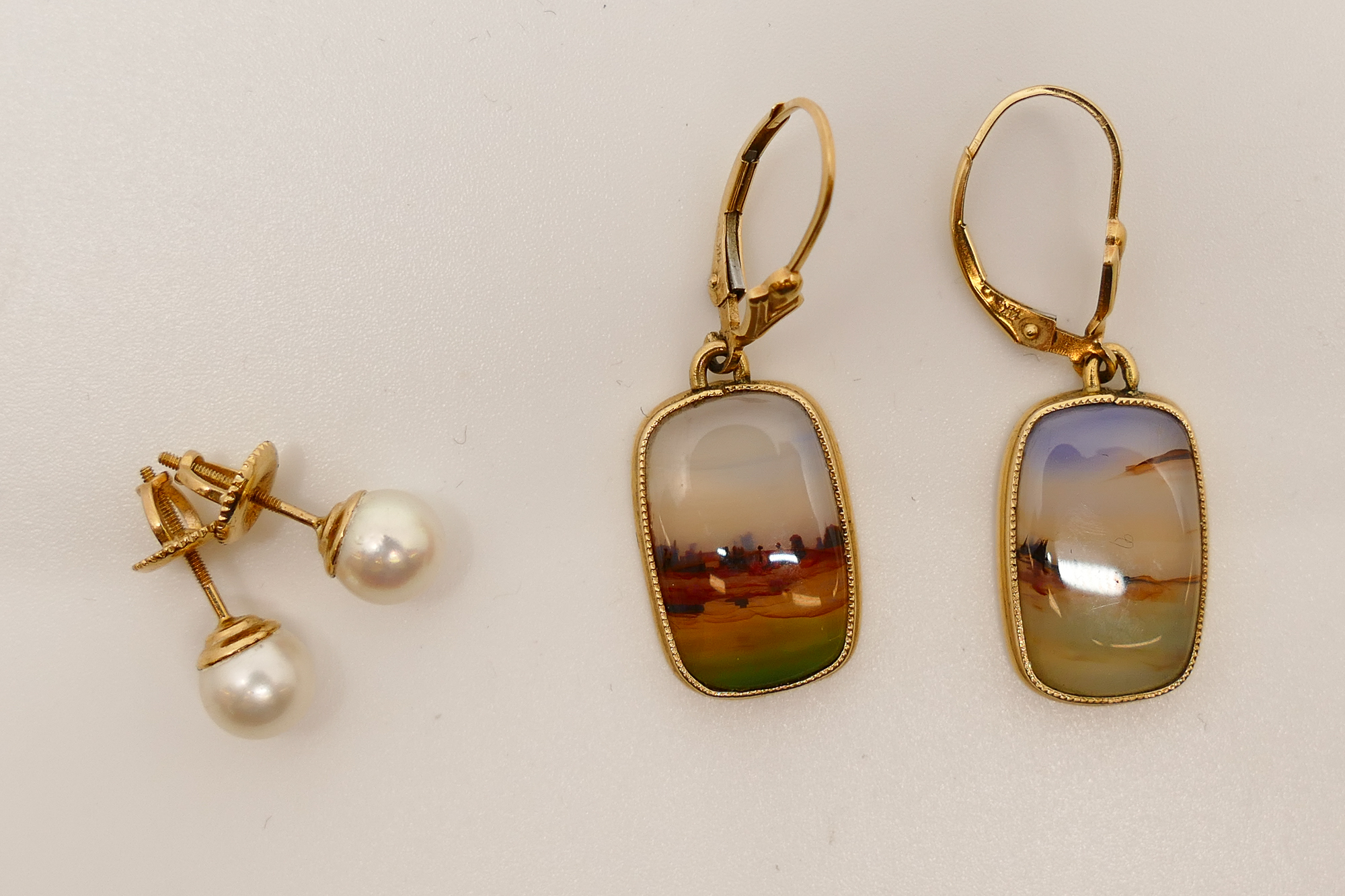 Appraisal: Pairs K Landscape Agate Pearl Earrings- g TW