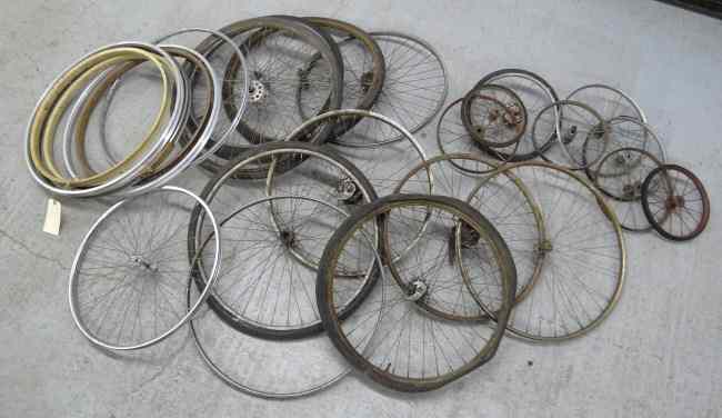 Appraisal: Lot approx vintage to modern rims Poor to good condition