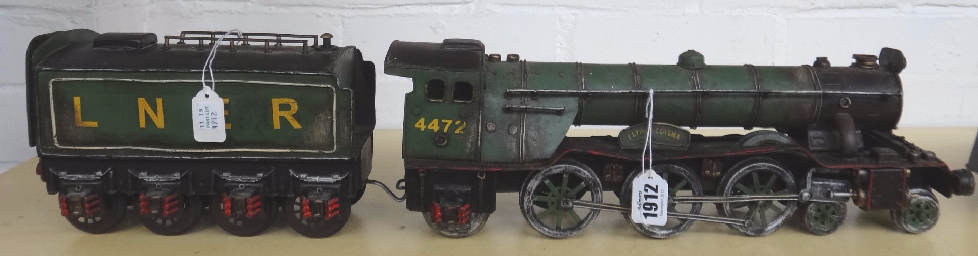 Appraisal: A modern scratch built locomotive and tender 'Flying Scotsman' cm