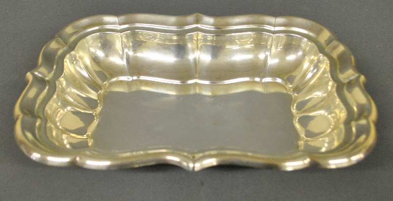 Appraisal: - Sterling silver open vegetable dish by Reed and Barton