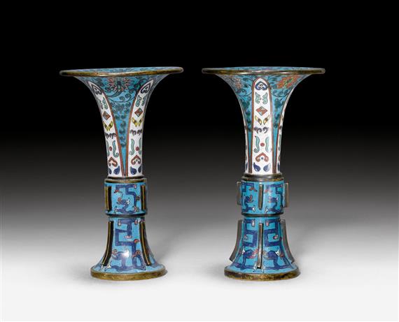 Appraisal: PAIR OF CLOISONN VASES OF THE GU TYPE China th