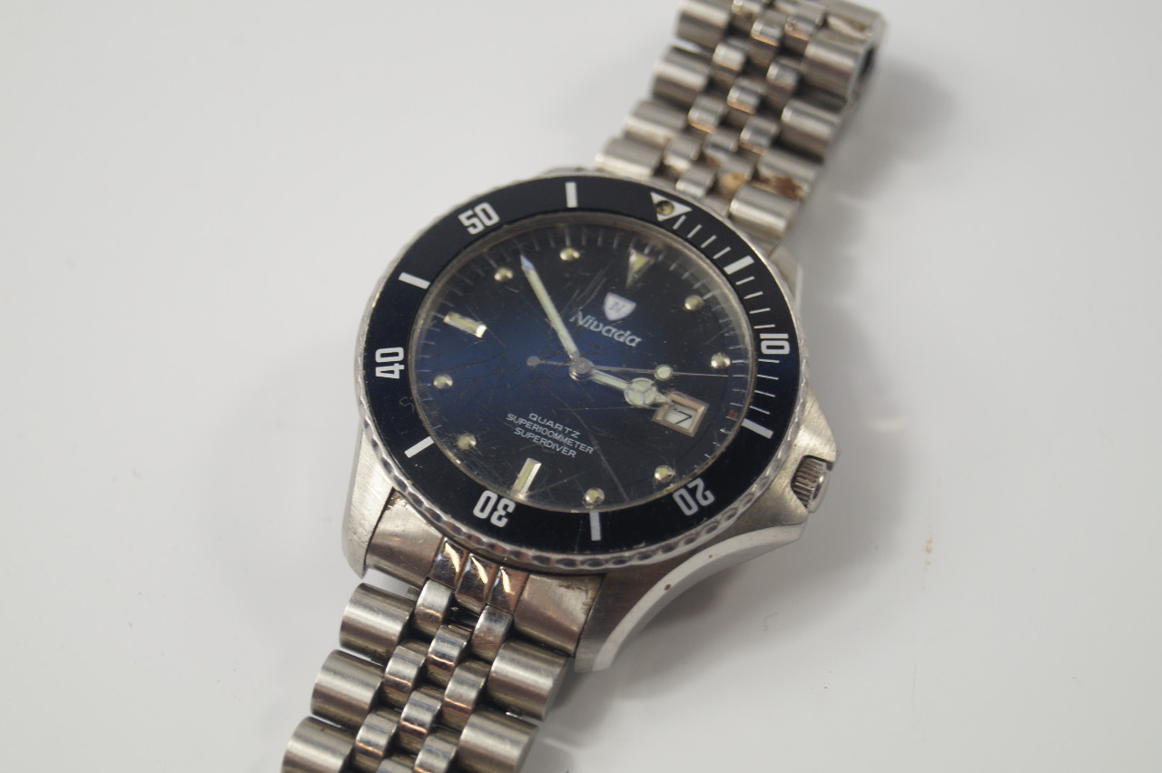 Appraisal: A gentleman's Nivada Superdiver stainless steel wristwatch with quartz movement