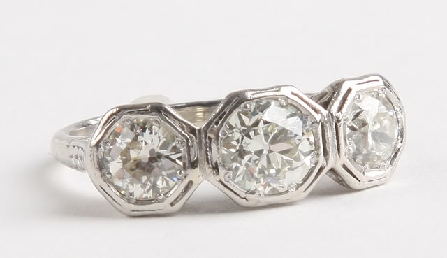 Appraisal: Platinum mm round mine cut diamonds and center X mm