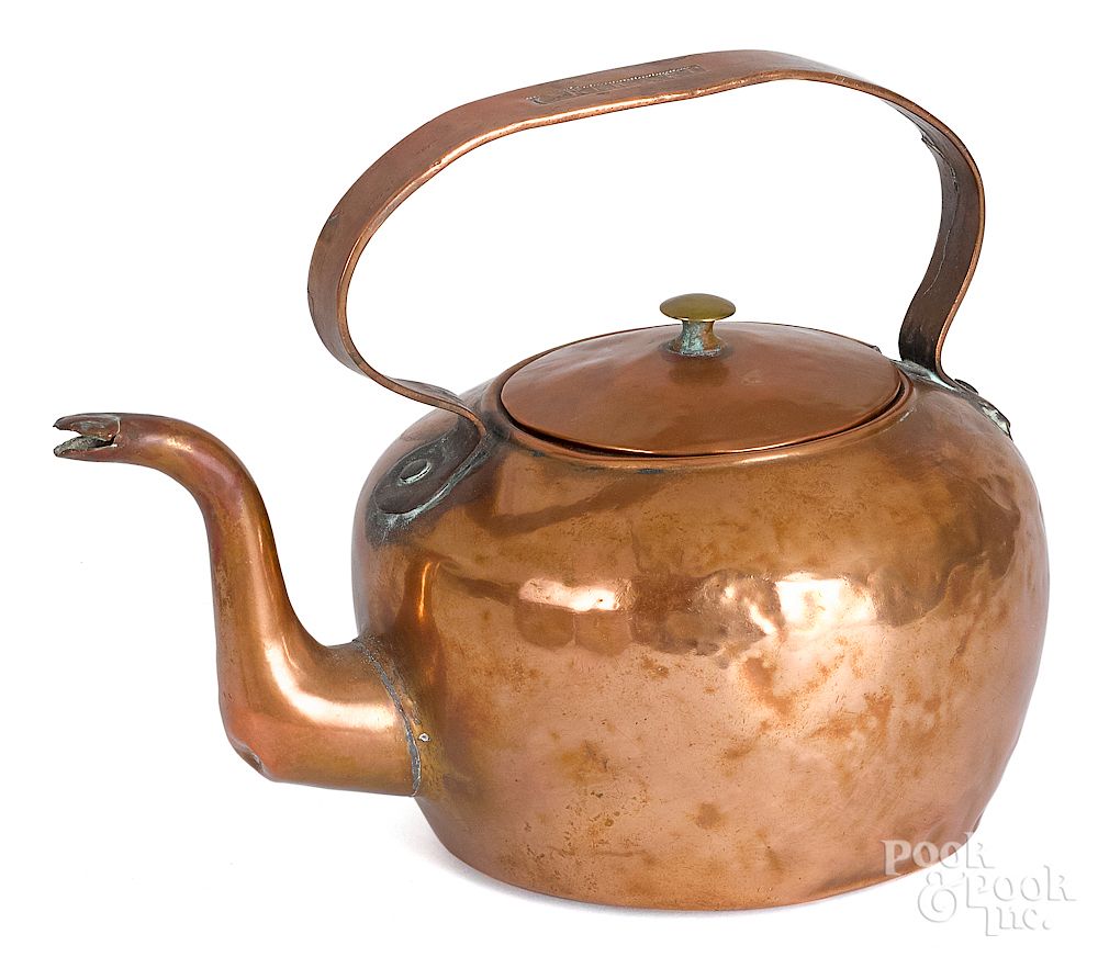 Appraisal: Dovetailed copper kettle early th c Dovetailed copper kettle early