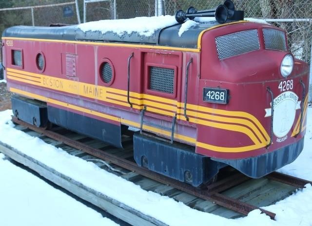 Appraisal: MID TH CENTURY AMUSEMENT PARK RIDE LOCOMOTIVEENGINE WITH ORIGINAL PAINTED