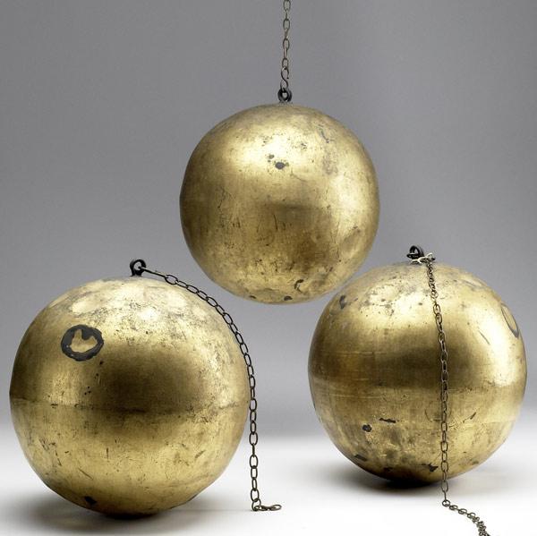 Appraisal: Pawnbroker s trade sign of three balls on chain th