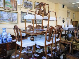 Appraisal: SHERATON STYLE MAHOGANY EXTENSION TABLE WITH SIX CHAIRS AND TWO