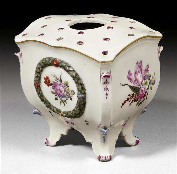 Appraisal: BOUQUETIERE WITH LEAF MEDALLION AND FLORAL DECORATION ZURICH CIRCA Underglaze