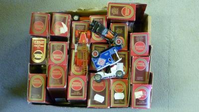 Appraisal: Twenty two Models of Yesteryear maroon boxes and five straw