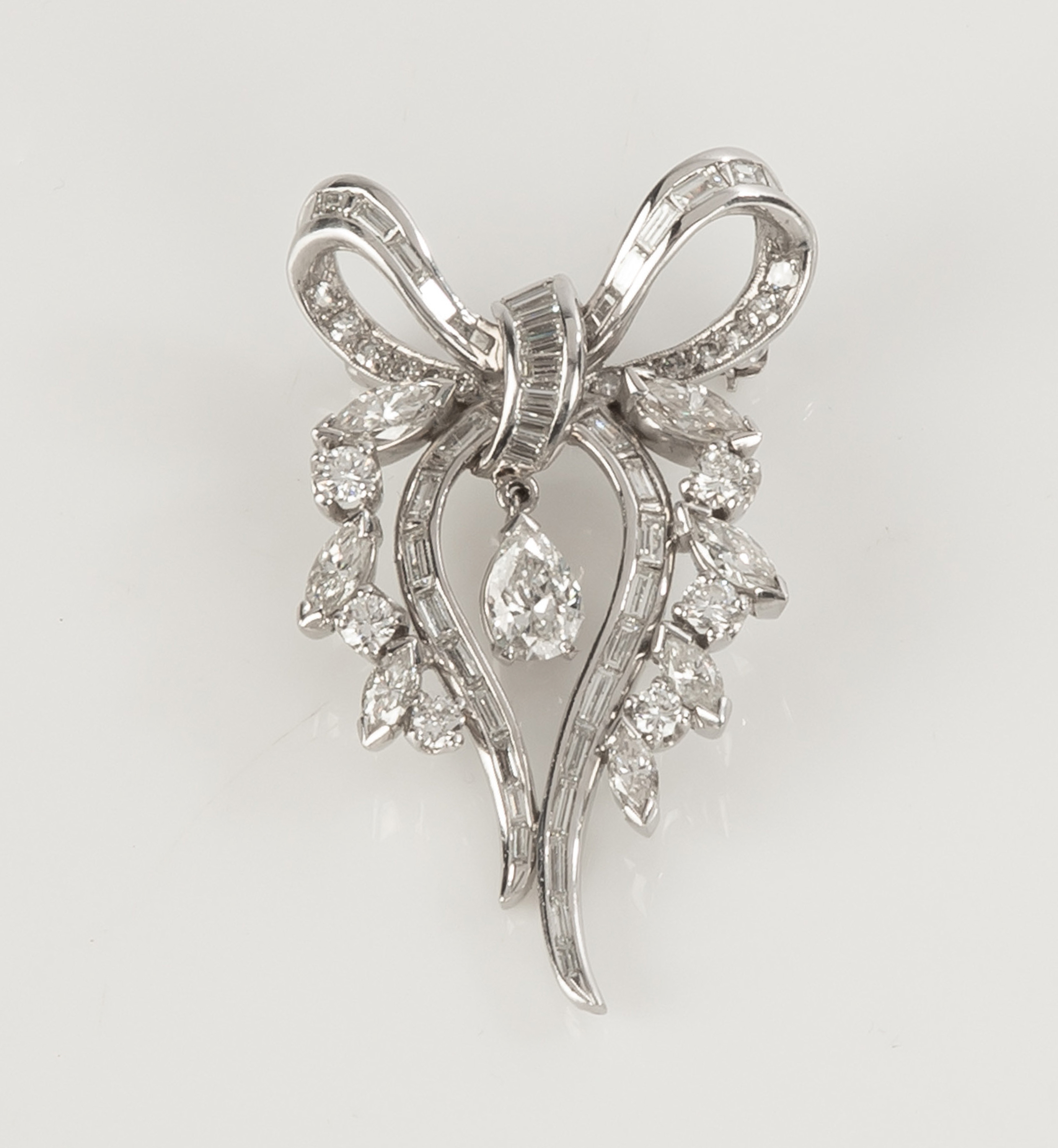 Appraisal: PLATINUM AND APPROXIMATELY CT DIAMOND BROOCH with pendant loops Diamonds