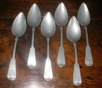 Appraisal: Six th Century pewter dessert spoons of fiddle pattern