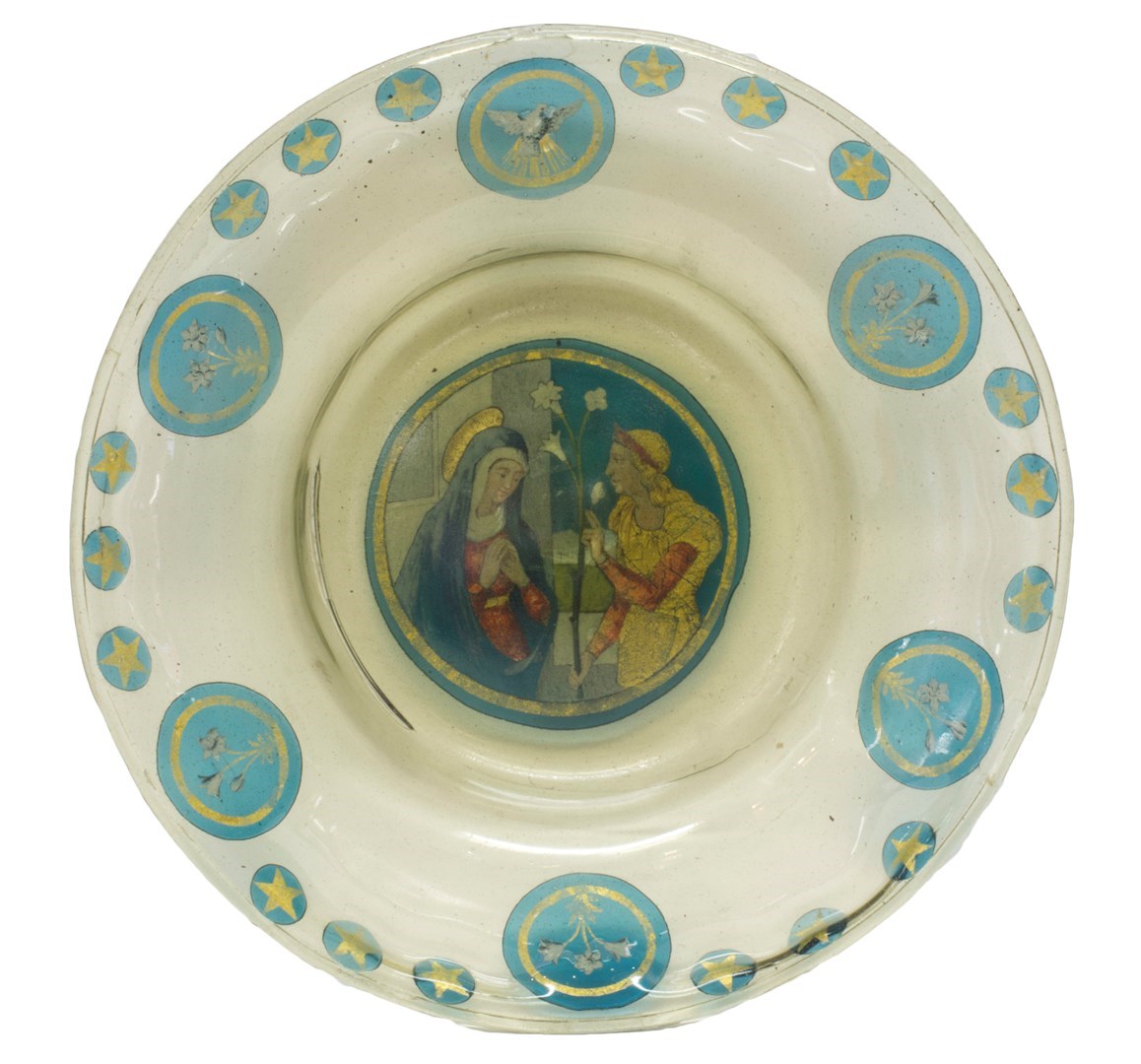 Appraisal: A Continental glass dish possibly Italian with a central panel