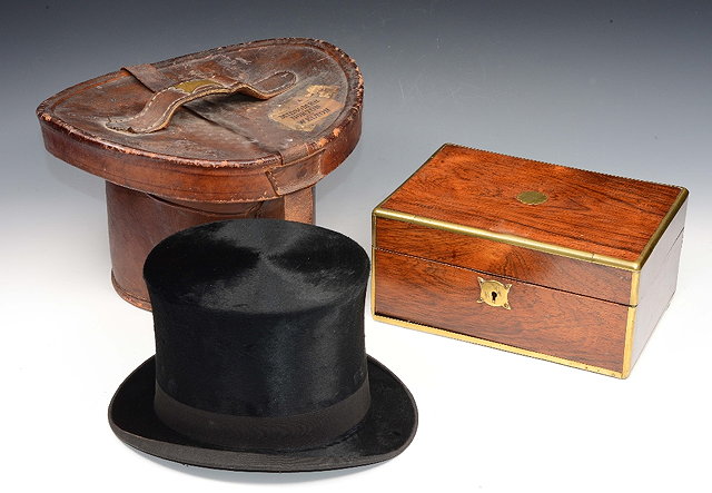 Appraisal: A GEORGE IV ROSEWOOD AND BRASS BOUND BOX with inner