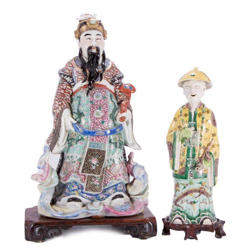 Appraisal: Two th century Chinese porcelain nobles on stands Two th