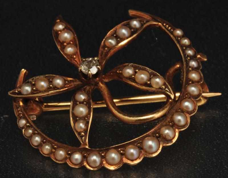 Appraisal: Victorian K Y Gold Diamond Seed Pearl Pin Description Weight